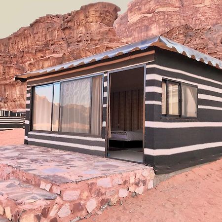 와디럼 Milky Way Bedouin Camp 빌라 외부 사진